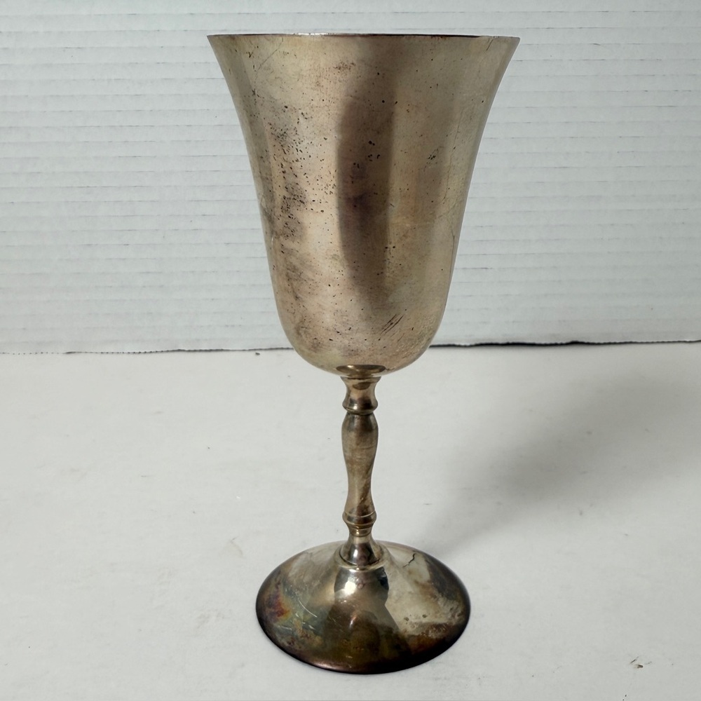 Vintage ‘79‎ Leonard Silver Plated Stemmed 5.5” Cordial Wine Goblet EPNS Retro